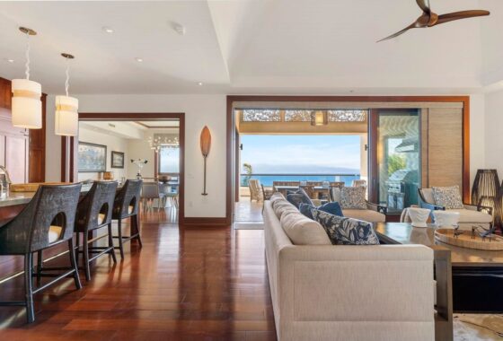 64271C1753227958082 1 Bay Drive