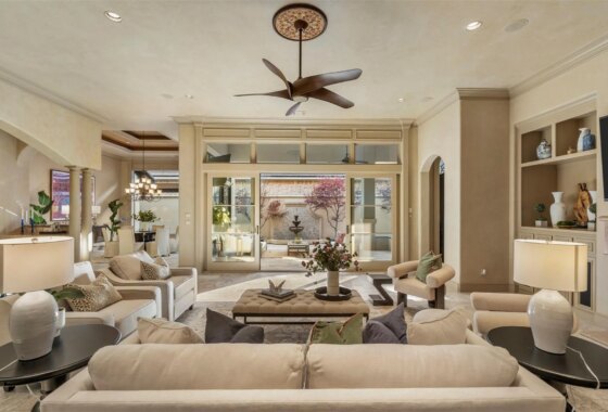 64556C1752090637472 444 Wyndham Crest