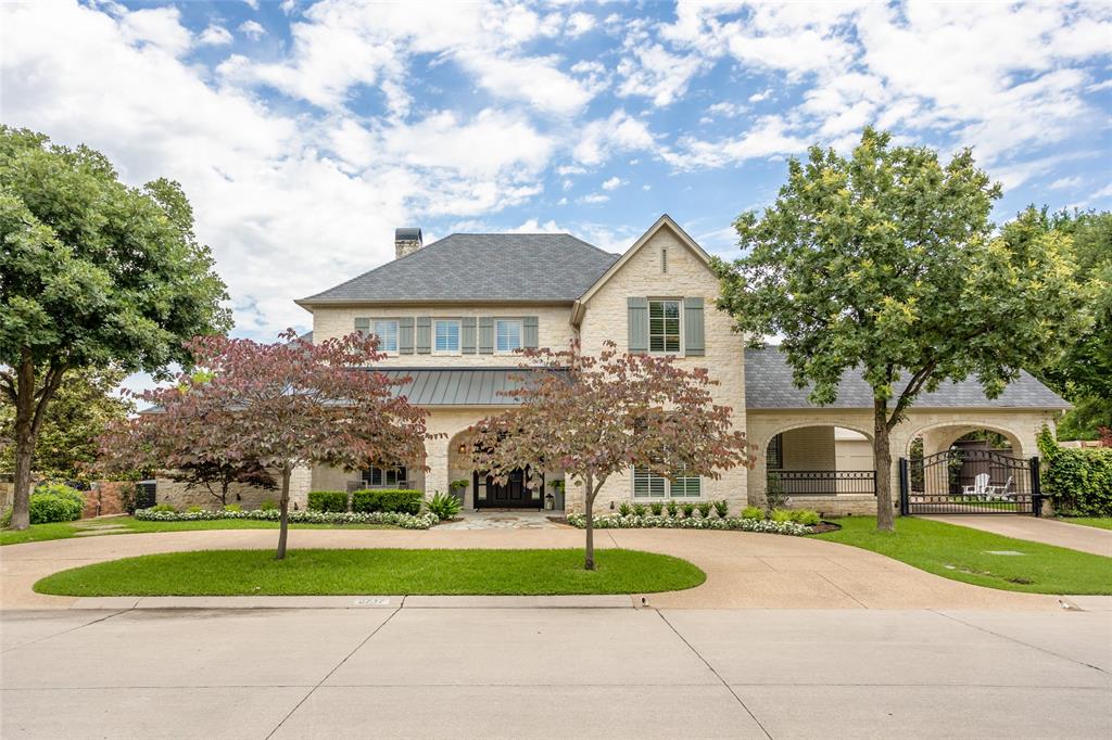64556C1752090731201 2717 River Forest Dr