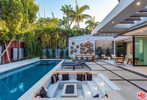 64746C1752325865509 930 N La Jolla Ave