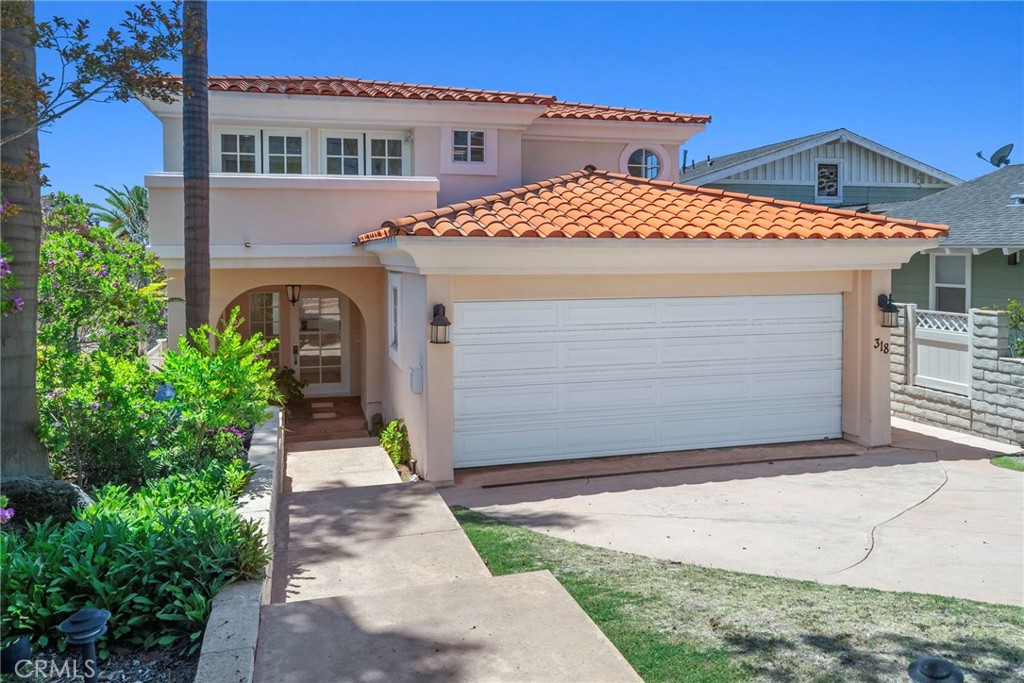 64746C1752330346091 318 E Maple Ave