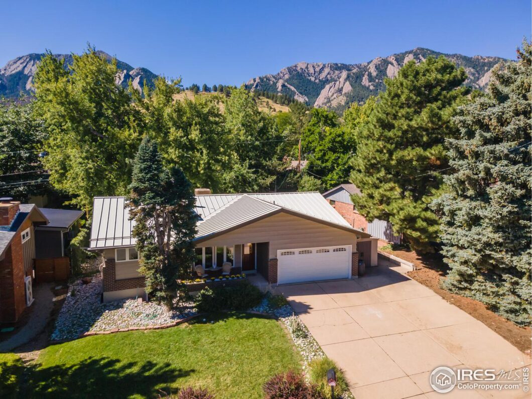 65621C1759598161239 2210 Hillsdale Cir