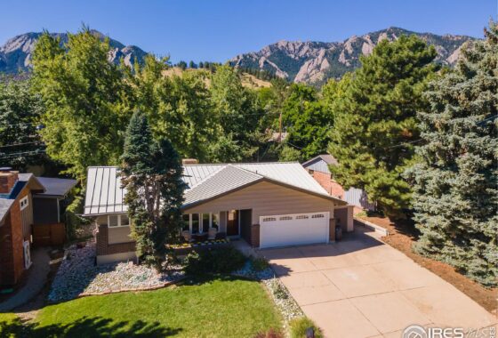 65621C1759598161239 2210 Hillsdale Cir