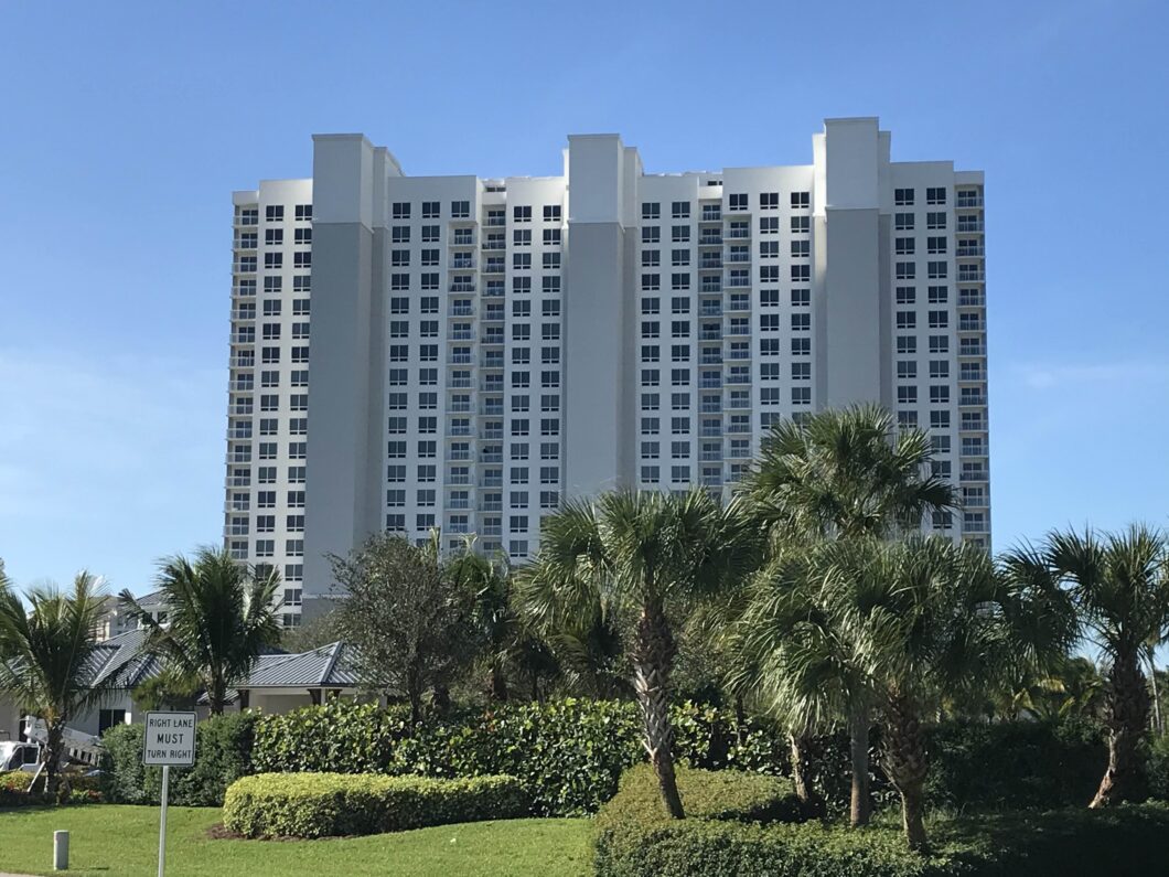 6564C1574644210403 13915 Old Coast Rd