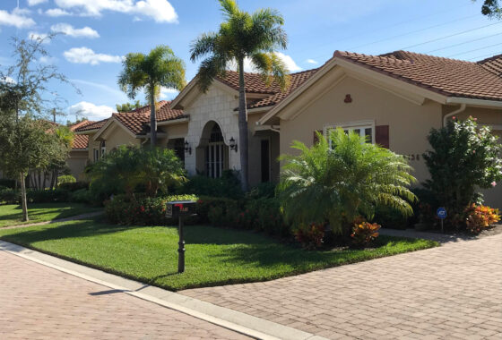 6564C1574645150421 2136 Torino Way Grey Oaks