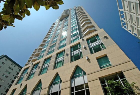 65744 10727 Wilshire Boulevard #304