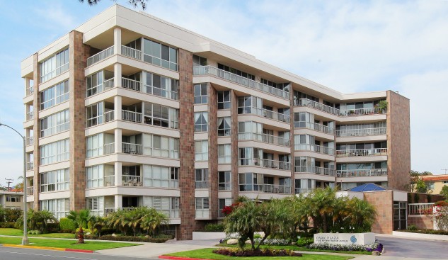 65783 515 Ocean Avenue #702N