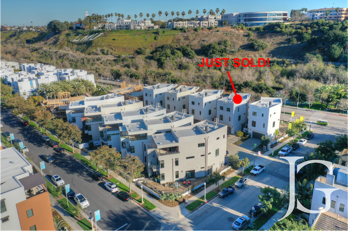 8879C1617316456208 12983 W Bluff Creek