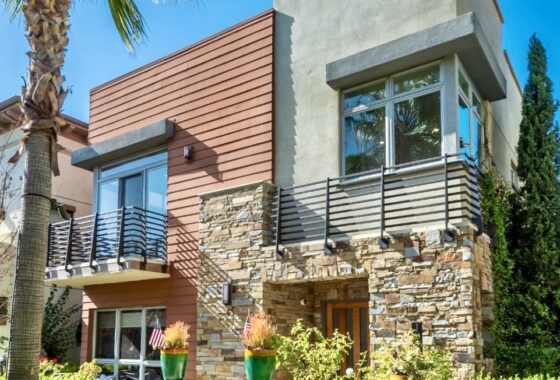 8879C1652582582080 12868 Hammock Lane