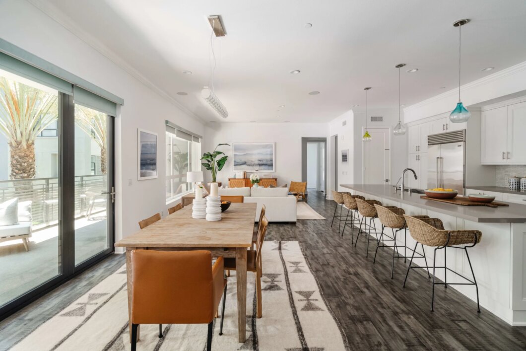 8879C1702878635031 12776 Aurora Place