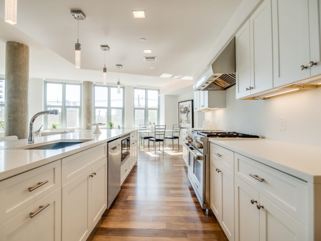 9188C1544208165672 600 Newark St