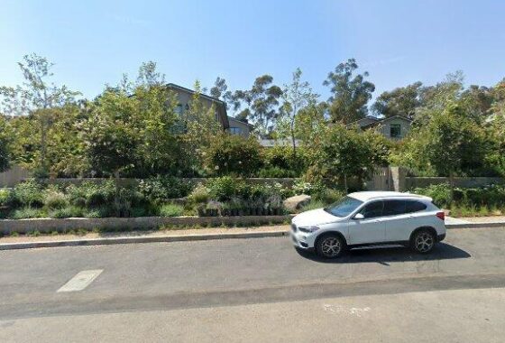 9406C1662079055415 719 Amalfi Dr