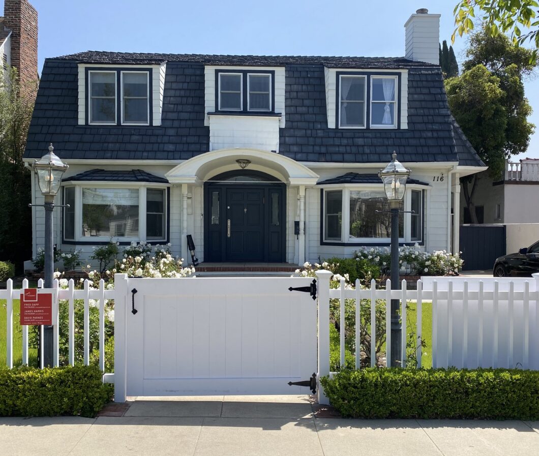 9422C1618601790984 116 N. Elm Drive