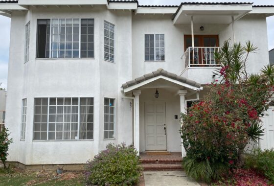 9422C1621361008425 631 633 N. Kilkea Drive