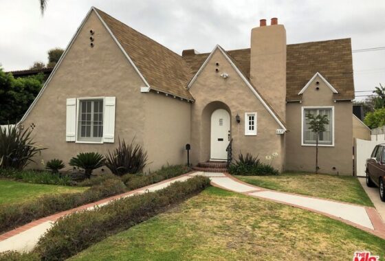 9422C1634069009596 6671 Maryland Drive