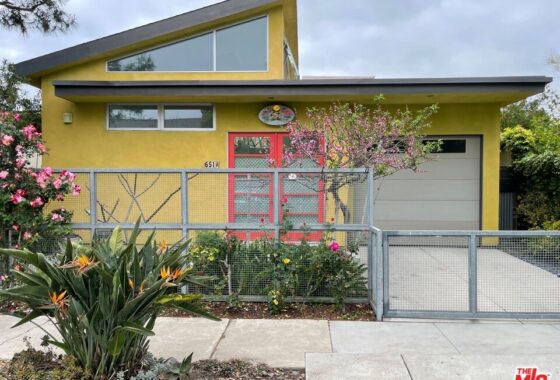 9422C1655931330344 651 Crestmoore Place