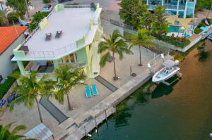 9633C1718395528010 59783 Paradise Place