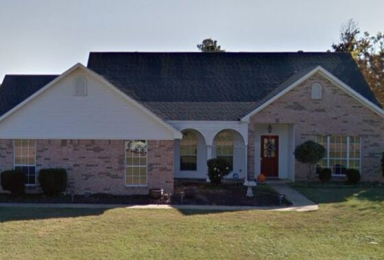 39607C1595362991397 9 Hilltop