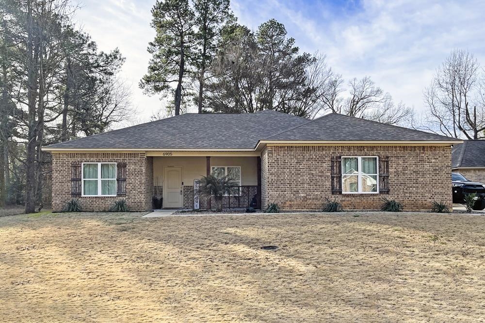 39607C1646172496986 6905 Woodmere Ct.