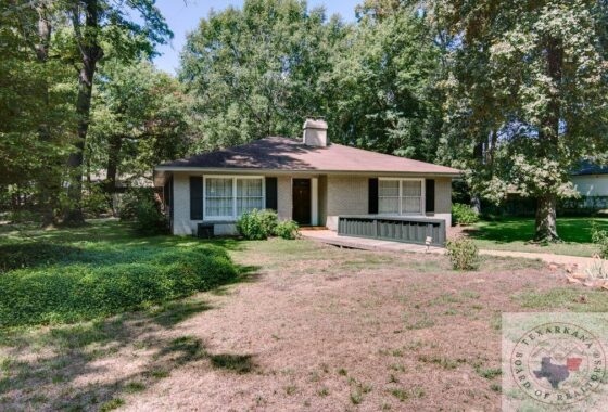 39607C1667334649817 3501 Walnut St.
