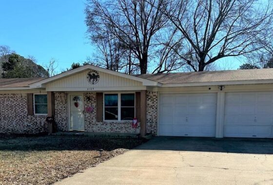 39607C1677258397393 4105 Arbor Dr.