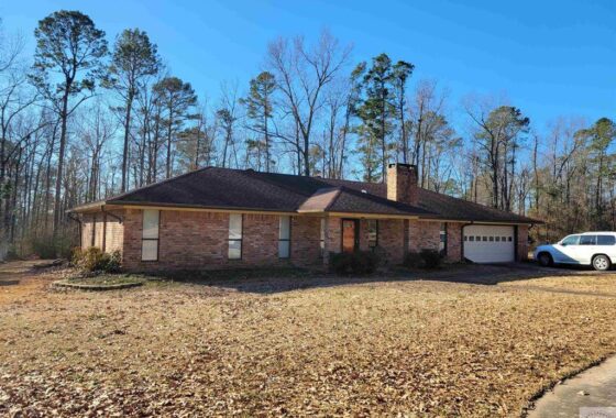 39607C1685735684381 27 Hickory Oak Ln.