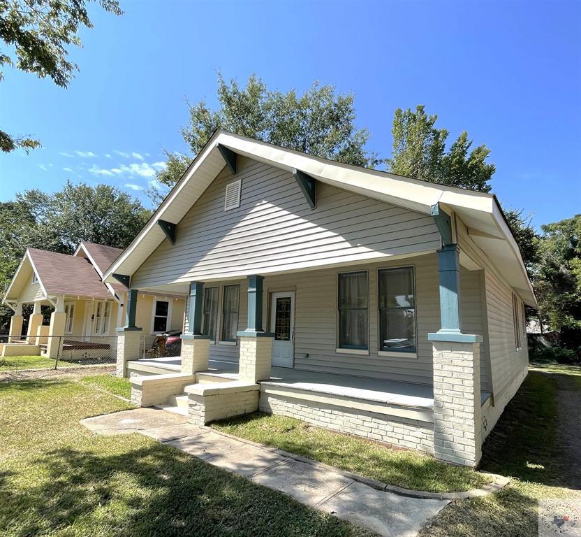 39607C1687386981887 2309 Olive St.