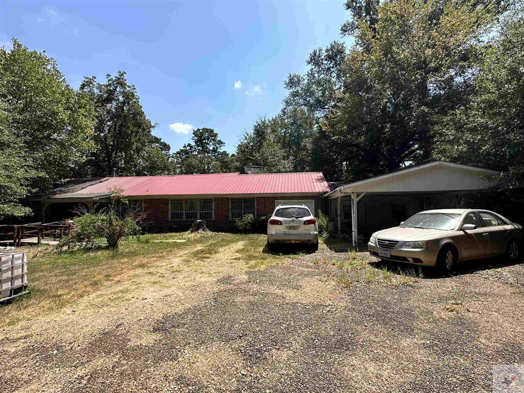 39607C1701906287108 6001 Eylau Loop
