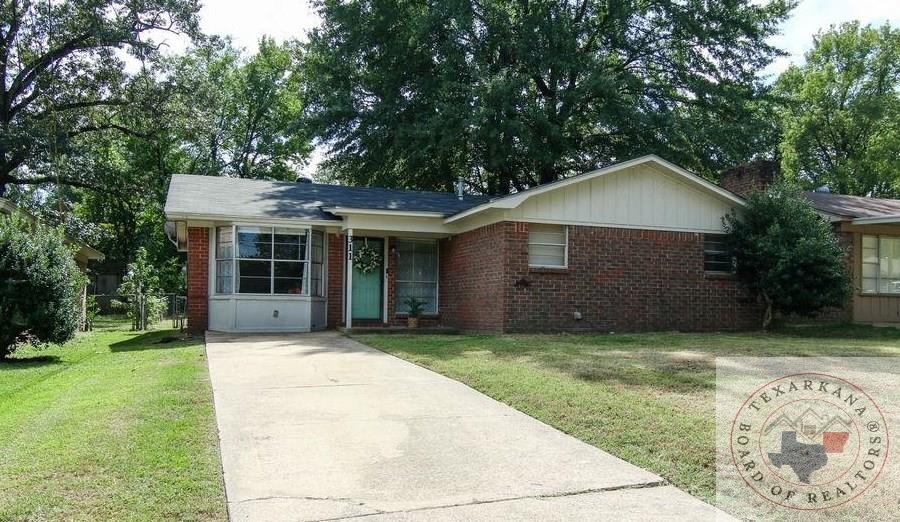 39607C1711407710358 311 Hickerson
