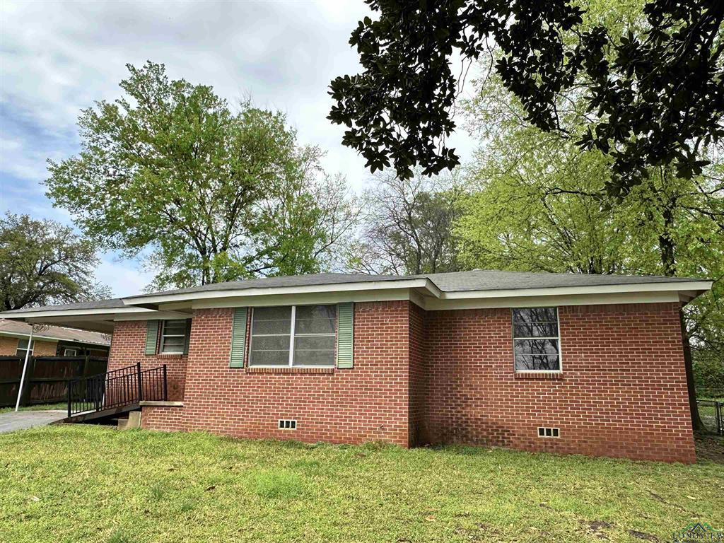 39607C1714421383879 817 Glencrest Ln.