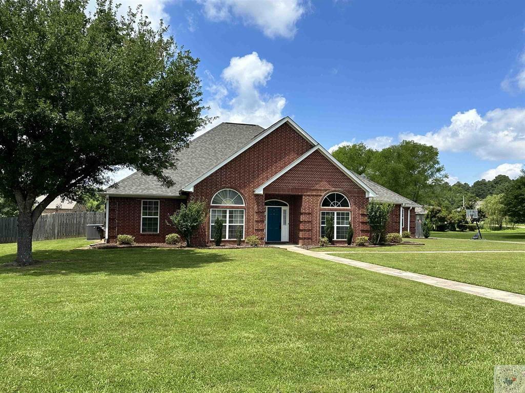 39607C1726949192748 12 Stonewall Trace