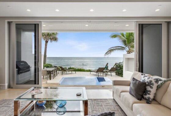 55061C1786673452011 4215 S Ocean Boulevard