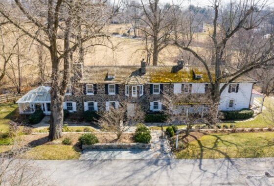 64552C1788175534505 2415 White Horse Road